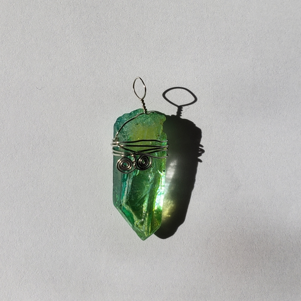 lot of 2 Quartz and Sea Glass pendants, NWOT, gems - Picture 6 of 14